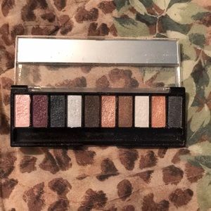 Hard Candy Glitter powder eyeshadow palette